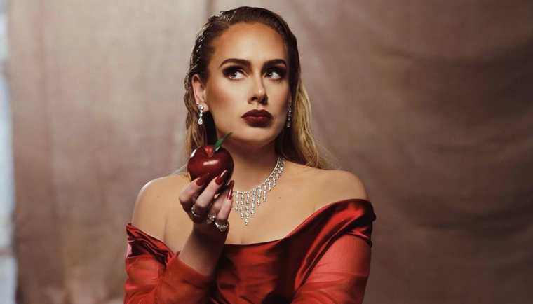 Adele posee millones de seguidores en sus redes, pero Jennifer Lawrence trata de mantenerse al margen de ellas.