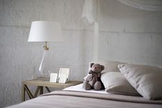 Habitación con paredes blancas, sin decorar, la nueva tendencia que promete elegancia y espacio Foto: Pixabay