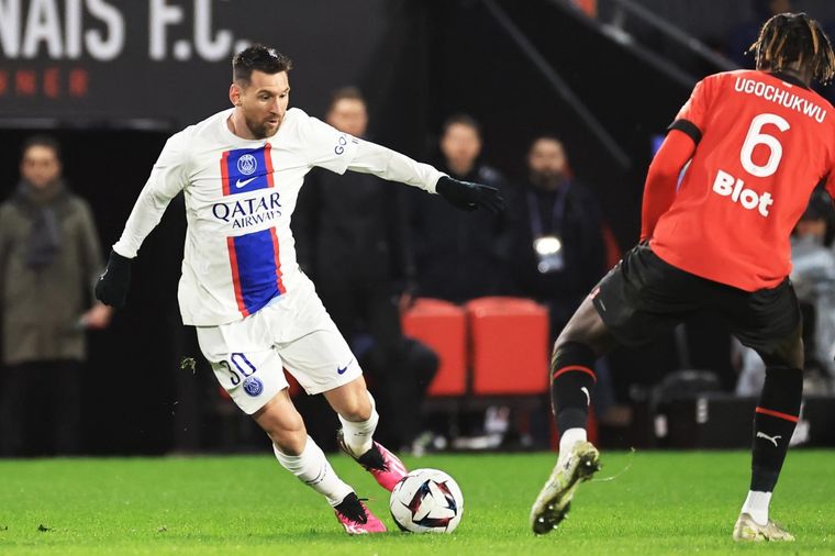 Messi fue titular en la derrota del PSG ante Rennes. Foto: EFE