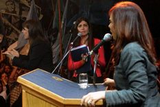 Natalia Paratore escucha atentamente a Cristina. Ahora haría lo propio con Alberto. Natalia Paratore escucha atentamente a Cristina. Ahora haría lo propio con Alberto.