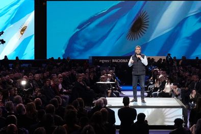 MDZol | Sergio Massa habla ante el congreso del Frente Renovador. Participará en la elección del FdT con o sin PASO. Otra cara de las realidades paralelas que vive la Argentina Foto: Ministerio de Economía