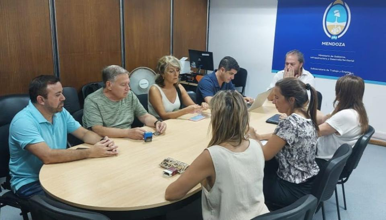 Ampros en paritarias Ampros en paritarias