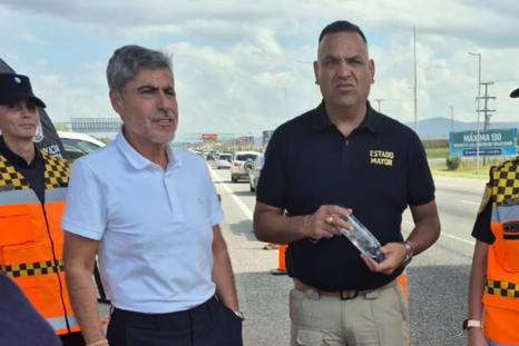 El fiscal acusó al jefe de la Policía Caminera de Córdoba de coacción, extorsión, asociación ilícita en calidad de jefe, peculado, enriquecimiento ilícito y encubrimiento por omisión de denuncia. Foto: El Doce El fiscal acusó al jefe de la Policía Caminera de Córdoba de coacción, extorsión, asociación ilícita en calidad de jefe, peculado, enriquecimiento ilícito y encubrimiento por omisión de denuncia. Foto: El Doce