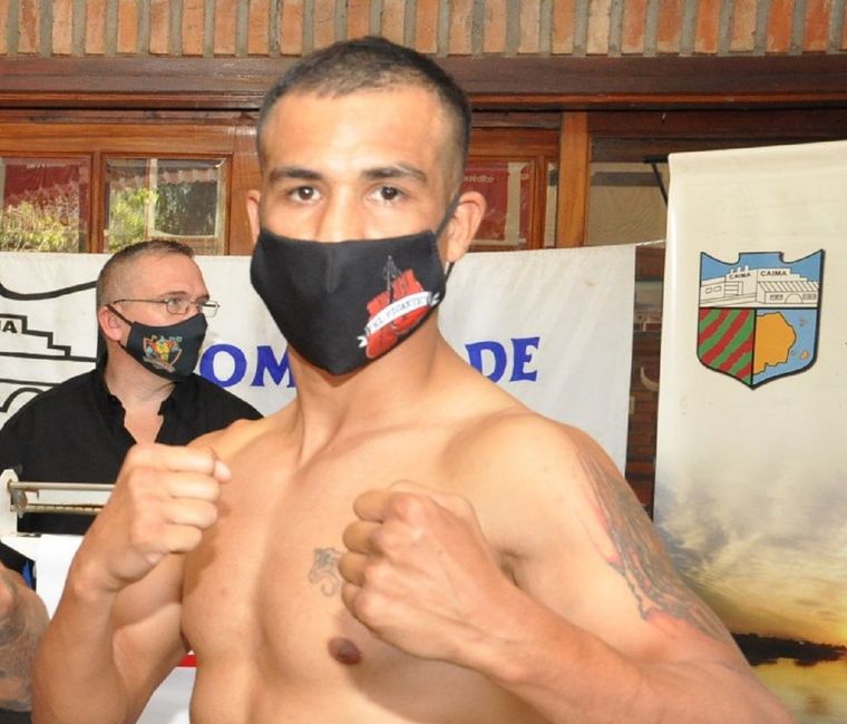 Maxi Verón fue intervenido en la madrugada y permanece en coma inducido. Foto: @BoxeoDePrimera