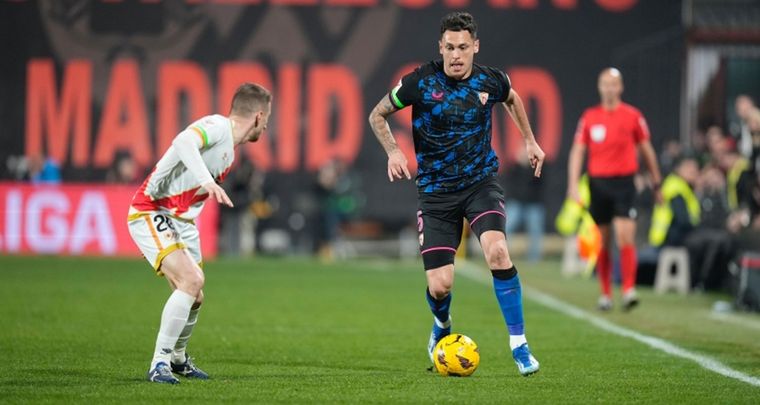 Ocampos contra el Rayo Vallecano. Foto: Web Sevilla