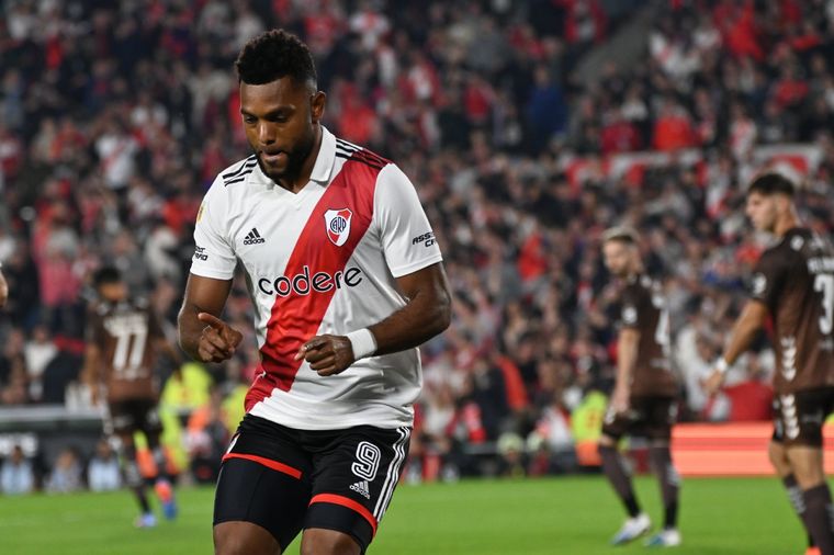 Miguel Borja y su clásico festejo del colibrí Foto: archivo