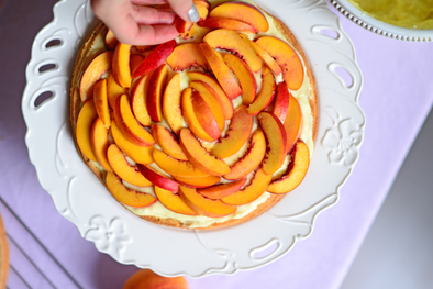 MDZol | Pastel de yogur y damascos: una de las recetas de cocina más fáciles y elegantes