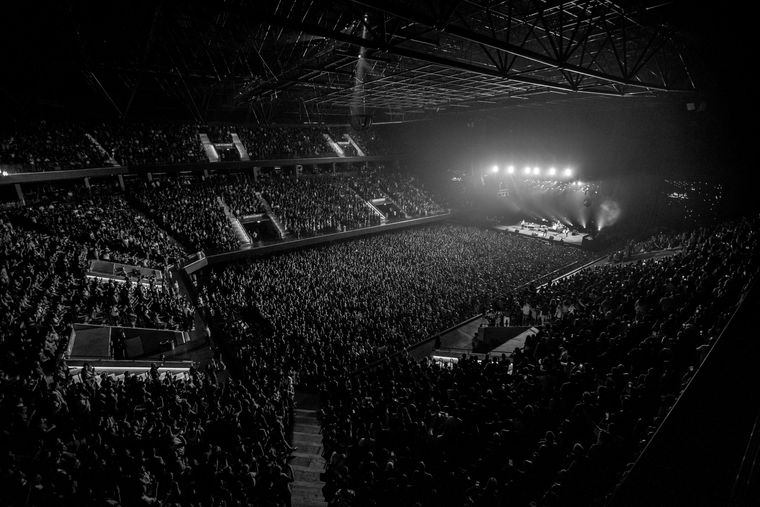 La gira de Andrés Calamaro terminará con un gran show en el Movistar Arena. La gira de Andrés Calamaro terminará con un gran show en el Movistar Arena.