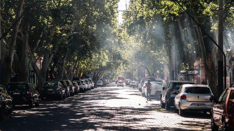 Las ráfagas comenzarían a sentirse desde el jueves en algunos departamentos Foto: Santiago Tagua/MDZ
