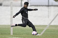 la advertencia del arquero de central cordoba a demichelis: estamos... la advertencia del arquero de central cordoba a demichelis: estamos...