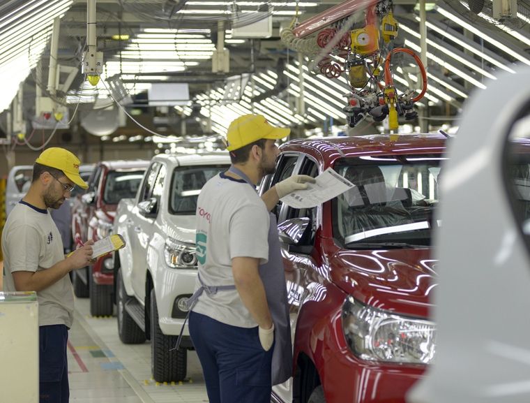 El 70% de la producción local del sector automotor se exporta y el mercado brasileño es el principal destino Foto: Noticias Argentinas
