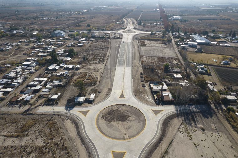 Doble vía del Este. Doble vía del Este.