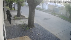 Los movimientos de los ladrones fueron registrados por las cámaras de seguridad de la provincia de Buenos Aires. Los movimientos de los ladrones fueron registrados por las cámaras de seguridad de la provincia de Buenos Aires.