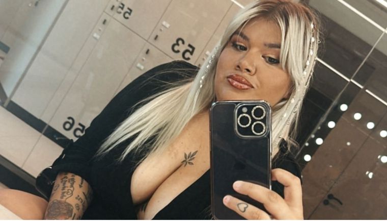 El audaz look de Morena Rial.