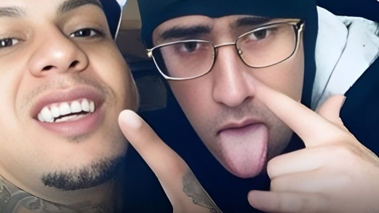 Marvel Boy junto a Bad Bunny. Marvel Boy junto a Bad Bunny.