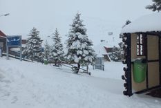 Una intensa nevada cae en el  Valle de Las Leñas Foto: Agustín Silva