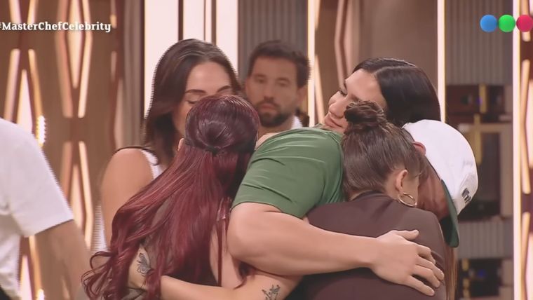 Alex Pelao reveló ante Wanda Nara y el jurado que tuvo trastornos alimenticios. Alex Pelao reveló ante Wanda Nara y el jurado que tuvo trastornos alimenticios.