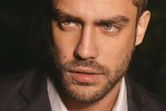 Juan Manuel Guilera es uno de los protagonistas de esta serie subida de tono Foto: Archivo