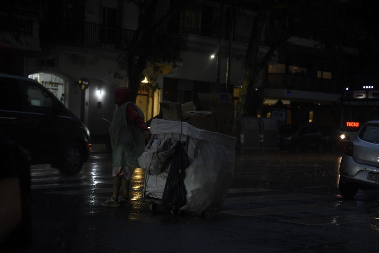 El Gobierno porteño expresó que el traslado de los cartoneros no está dentro de sus obligaciones.