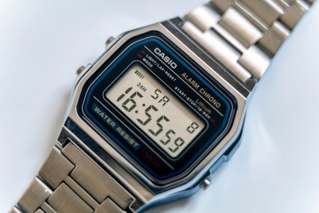 La línea de relojes clásicos de Casio sigue vigente en 2026 con funciones de smartwatch. La línea de relojes clásicos de Casio sigue vigente en 2026 con funciones de smartwatch.