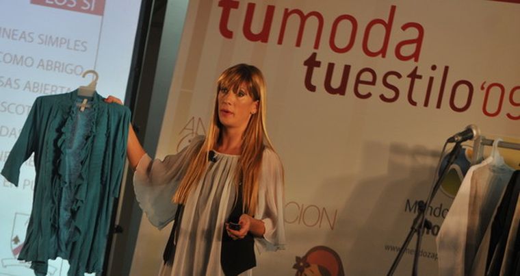 La asesora en imagen Ana Walsh dio sus consejos y tips a las mendocinas. Foto: Pachy Reynoso / MDZ