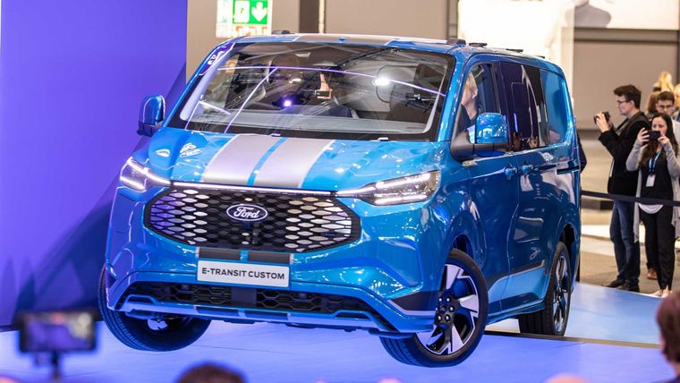 Ford E-Transit Custom