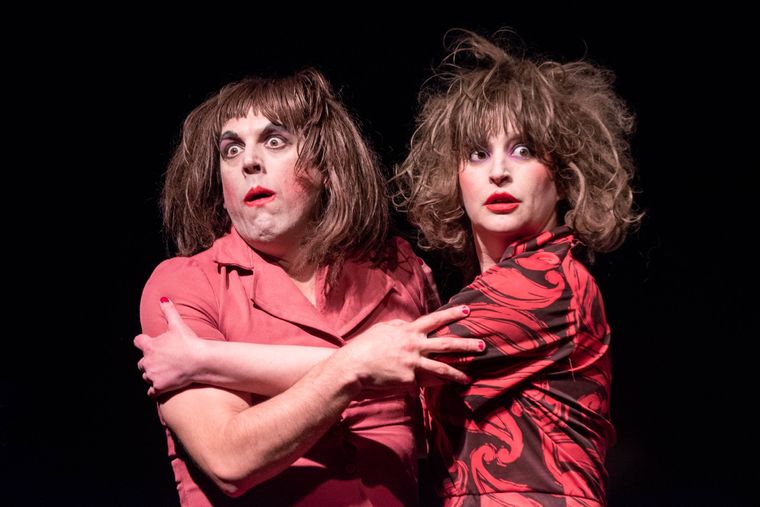 Fiesta Nacional del Teatro Carla Areta y Massi Mena en La trayectoria de las moscas Foto: Gentileza INT