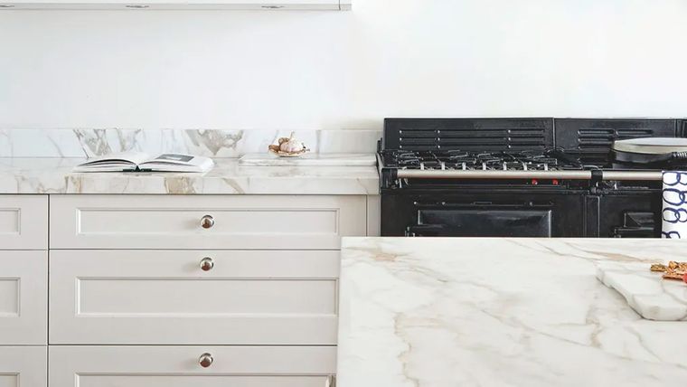 Limpieza. Adiós a la grasa de la cocina.  Limpieza. Adiós a la grasa de la cocina. 