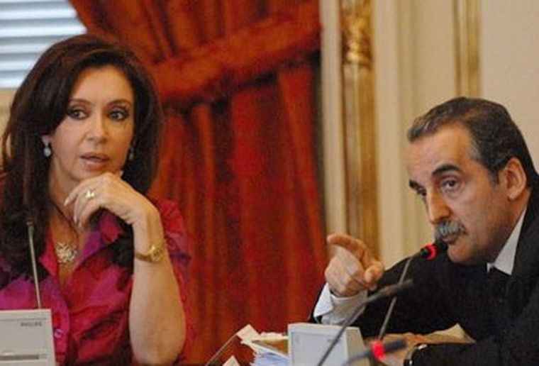 Cristina Kirchner, junto a Guillermo Moreno. Foto: web