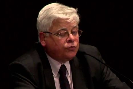 La oposición está perdiendo la oportunidad de meter un gol