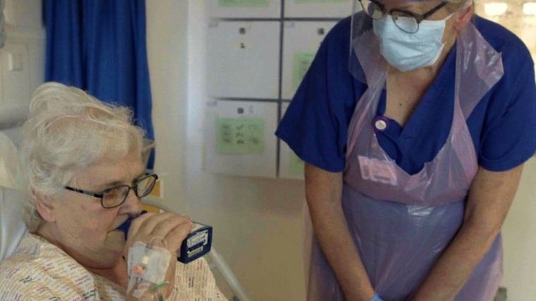 Kaye Flitney es una de las pacientes que se inscribió para el ensayo clínico. Foto: BBC Panorama