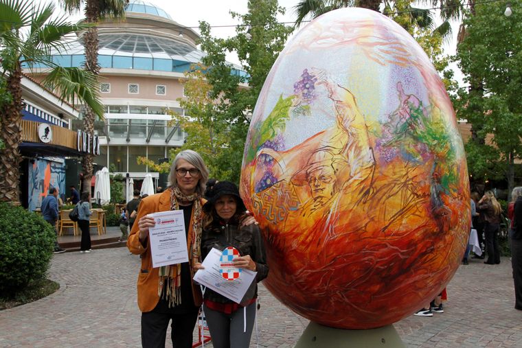 &nbsp;Ángeles Díaz y Andrés Casciani se quedaron con el primer premio con su obra titulada Cosecha de Luz.