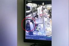 Escupió, viral, cocinero Escupió, viral, cocinero