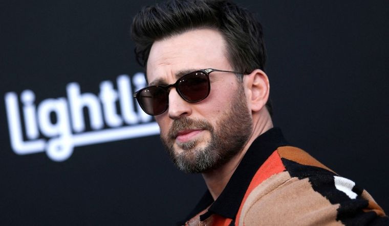 Chris Evans decidió tomarse un respiro de las redes sociales.