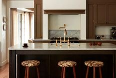 El caos en la cocina no tiene por qué ser sinónimo de organizar una fiesta. Créditos: Tim Lenz/Molly Kidd Studio.