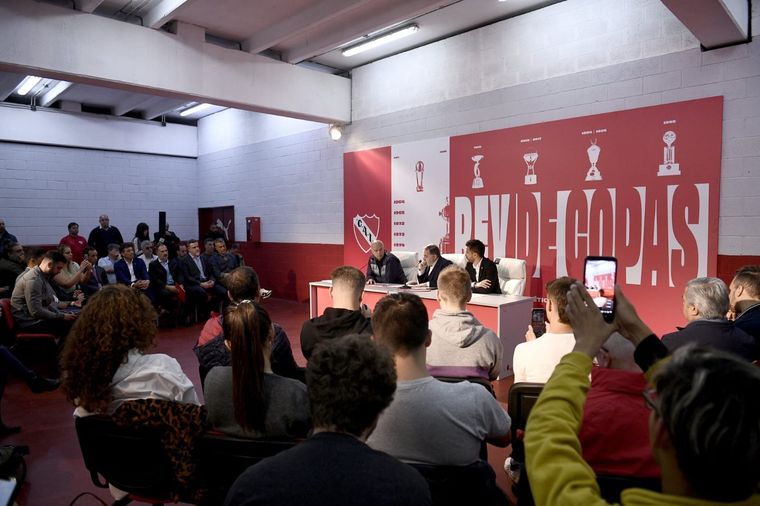 Doman publicó los números de la auditoría que se hizo en Independiente: asustan.