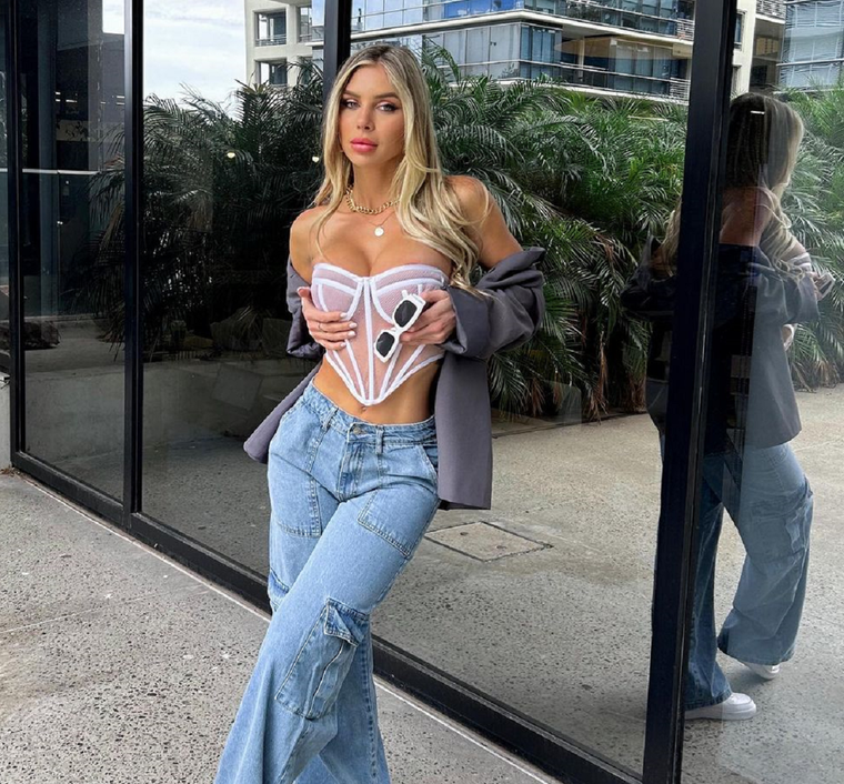 Romina Malaspina lleva un corset de transparencias y conquista la web Romina Malaspina se dio a conocer luego de participar en Gran Hermano 2015. Foto: Instagram