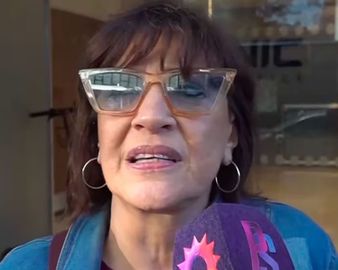 Elizabeth descartó que su presente en el streaming de Olga haya influido en la decisión. / Captura Eltrece