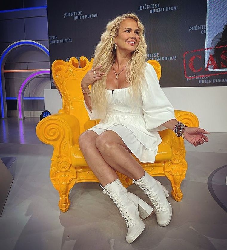 Niurka Marcos es vedette, cantante, bailarina y actriz.