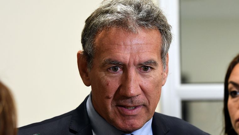 El abogado Rafael Cúneo Libarona brinda declaraciones a la prensa tras la audiencia. Foto: ALF PONCE MERCADO / MDZ