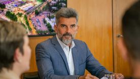 El intendente de Capital, Ulpiano Suarez, pidió al Ministerio de Capital Humano detalles de las políticas para asistir a la gente en situación de calle.