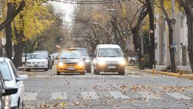 Por el viento Zonda suspendieron la clases de un departamento. 