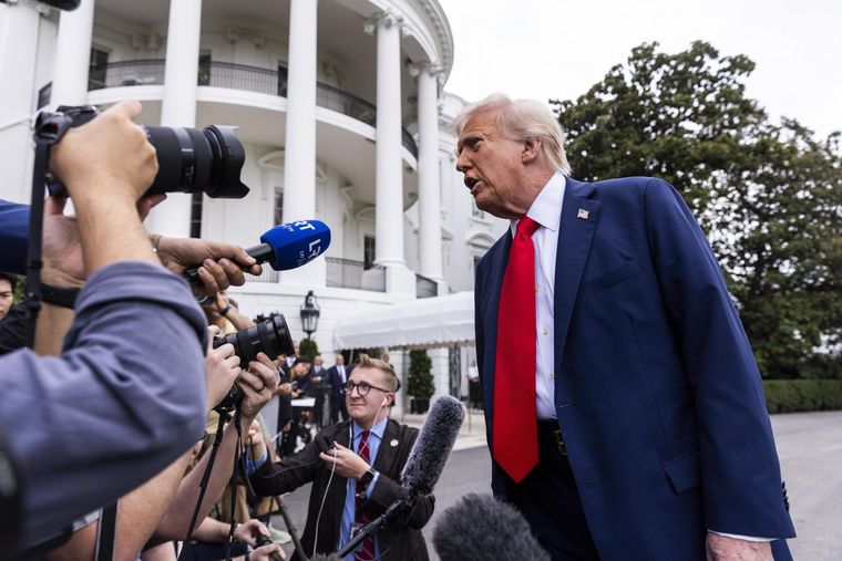 Donald Trump dice que aplica aranceles por seguridad a los productos de su país. Foto Efe Donald Trump dice que aplica aranceles por seguridad a los productos de su país. Foto Efe