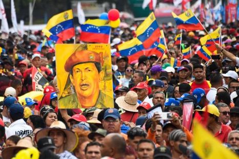 Miles de personas se movilizaron por la liberación del expresidente Nicolás Maduro y de su esposa, detenidos tras el operativo de Estados Unidos en Venezuela. Miles de personas se movilizaron por la liberación del expresidente Nicolás Maduro y de su esposa, detenidos tras el operativo de Estados Unidos en Venezuela.