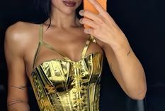 Du aLipa usa el nuevo Iphone.