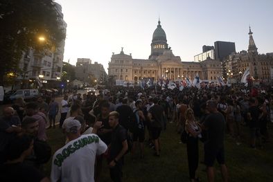 MDZol | Sin ley, pero con heridos. El Congreso no logra su aprobación. Foto: Juan Mateo Aberastain/MDZ