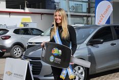 Saua recibió su 0km en Yacopini Motors Foto: Gobierno Saua recibió su 0km en Yacopini Motors Foto: Gobierno