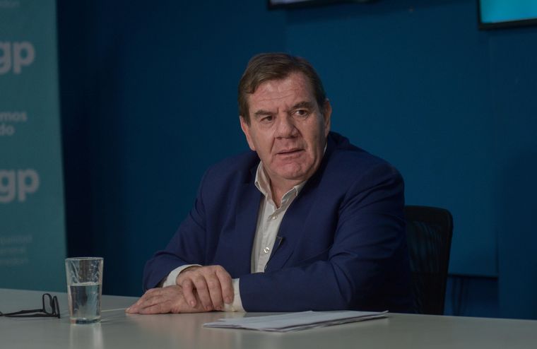 Guillermo Montenegro cargó contra Axel Kicillof tras la orden de dejar el transporte gratuito durante las elecciones.