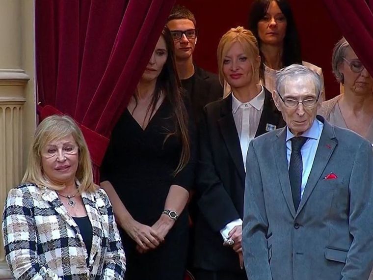 Votá vos al final de la nota: ¿Amalia González tiene look de primera dama?