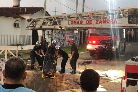 El cuerpo del hombre fue rescatado durante la mañana del jueves Foto: Twitter: @alanferraro4